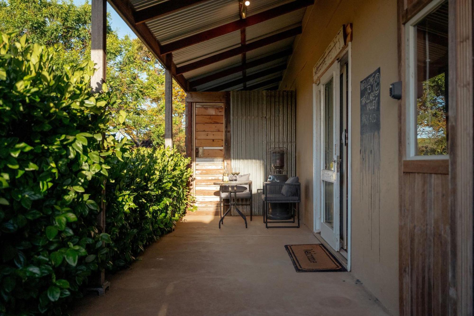 Bed In A Shed Vineyard Stay Watervale Exterior foto